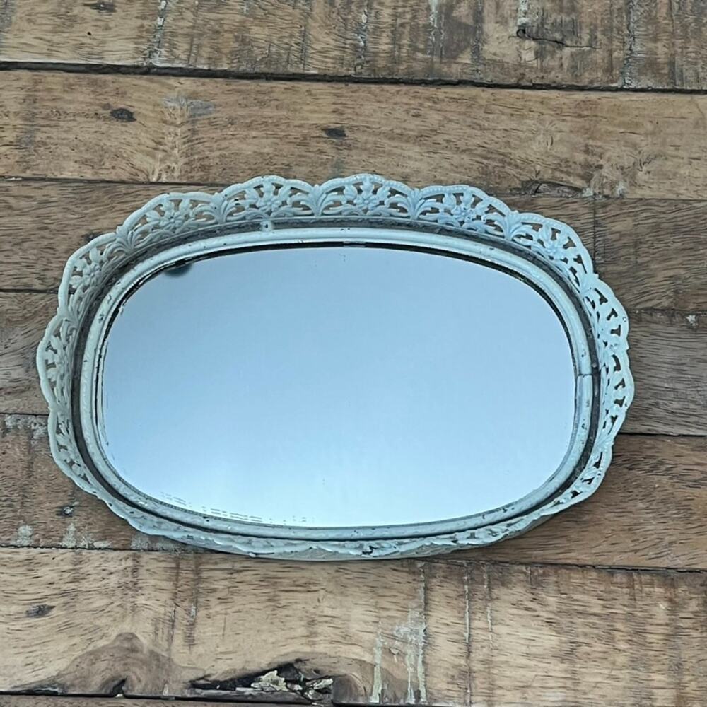 Oval Mirrored Vanity Tray 8" White Lace-Edge Metal Frame Scalloped